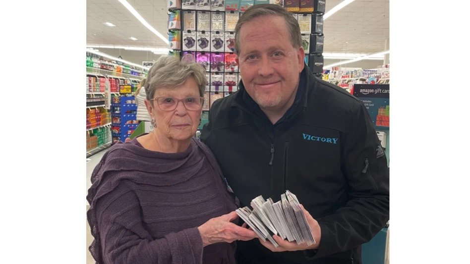 Len Oppenberg and his company, Victory Pest Solutions, raised monies to support a local food pantry.