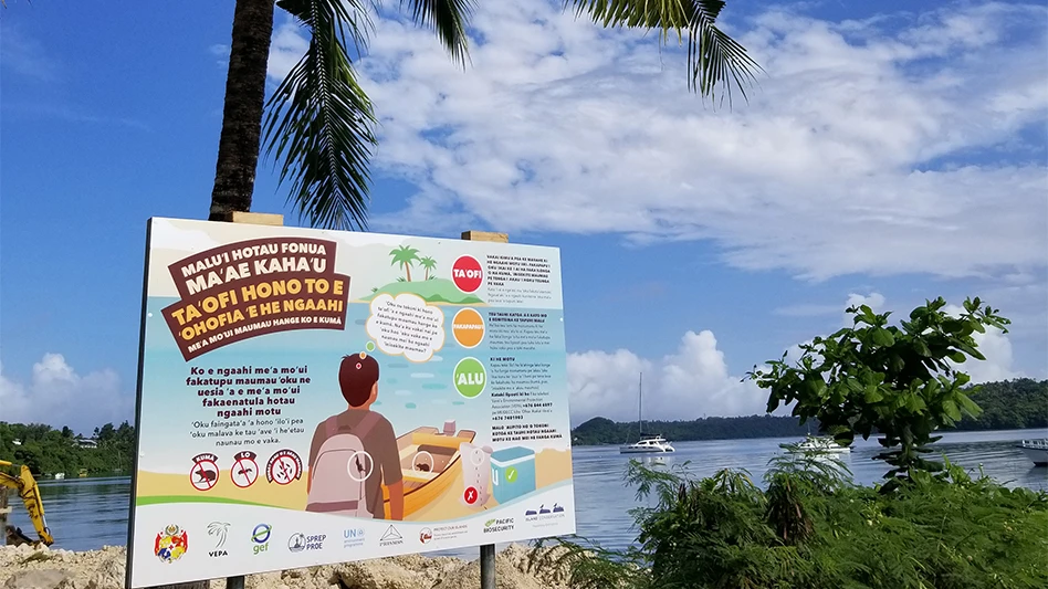 By removing invasive rats that destroy biodiversity and healthy ecosystem functions, Late Island, Tonga is being preserved.